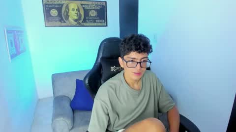   online show from February 8, 6:33 am