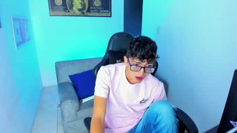   online show from February 9, 2:49 am