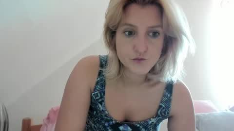 Snapshot of tymika chatting on February 19, 11:49 am Tymika online show from February 19, 11:49 am