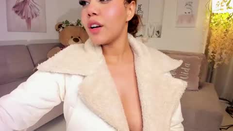 Tyra online show from December 30, 8:54 am