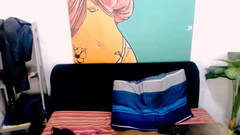 Snapshot of tyrabangz chatting on April 15, 7:58 pm Tyra online show from April 15, 7:58 pm