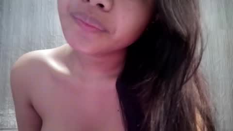 Snapshot of tyradine chatting on February 5, 10:47 pm tyradine3 online show from February 5, 10:47 pm