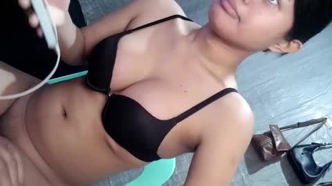 Snapshot of tyradine chatting on February 8, 11:02 am tyradine3 online show from February 8, 11:02 am