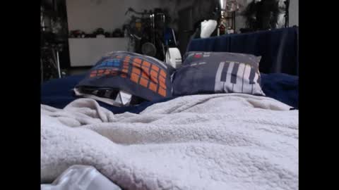 Snapshot of tyrealsilver chatting on March 5, 1:01 am 999 online show from March 5, 1:01 am