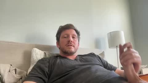 Snapshot of u28005 chatting on March 11, 2:51 pm u28005 online show from March 11, 2:51 pm