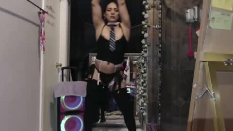 Azelia B online show from November 11, 4:23 am