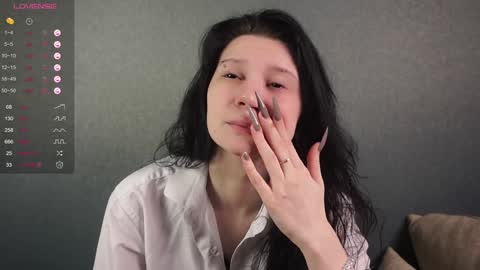 Lili online show from January 31, 7:51 pm