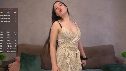 Lili online show from February 1, 10:15 am