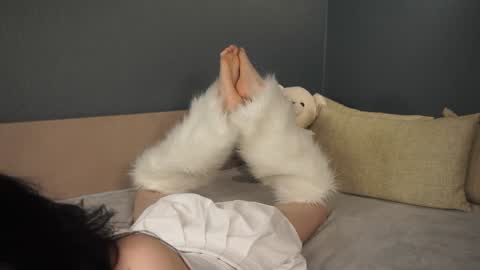 Lili online show from February 1, 11:06 pm