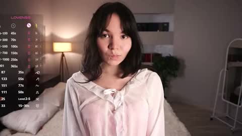 Snapshot of udelaborom chatting on September 25, 7:17 pm Lili online show from September 25, 7:17 pm