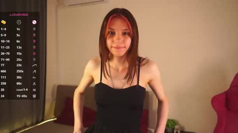 Lili online show from May 13, 7:11 pm