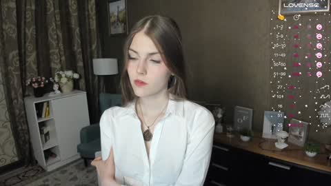 Snapshot of udeledelmoref chatting on January 11, 4:06 am Liky online show from January 11, 4:06 am