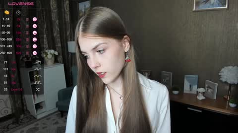 Snapshot of udeledelmoref chatting on January 28, 8:47 pm Liky online show from January 28, 8:47 pm