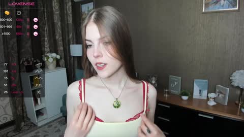 Snapshot of udeledelmoref chatting on January 31, 8:43 pm Liky online show from January 31, 8:43 pm