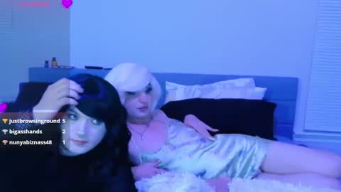 Lexi online show from November 30, 6:06 am