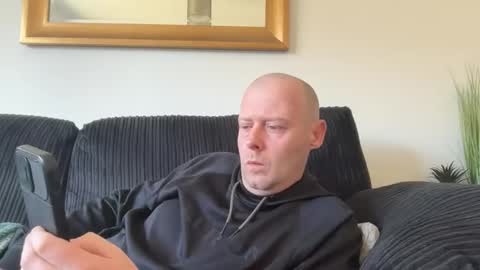 Snapshot of ukmatty3 chatting on April 18, 3:16 pm ukmatty3 online show from April 18, 3:16 pm