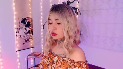 Snapshot of ulala_martina chatting on March 25, 2:28 am Martina online show from March 25, 2:28 am