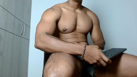 Felipe  model independent online show from May 15, 11:50 am