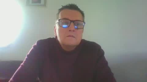 Snapshot of ulmeni4 chatting on December 25, 10:06 am ulmeni4 online show from December 25, 10:06 am