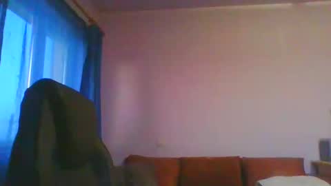 Snapshot of ulmeni4 chatting on March 4, 5:13 pm ulmeni4 online show from March 4, 5:13 pm