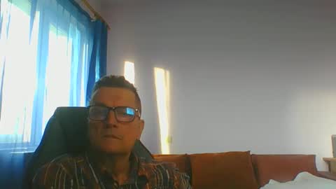 Snapshot of ulmeni4 chatting on March 12, 3:18 pm ulmeni4 online show from March 12, 3:18 pm