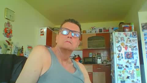 ulmeni7 online show from March 23, 3:16 pm