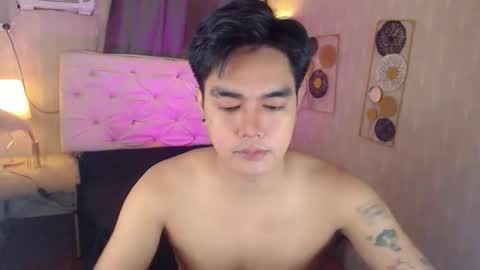 Alex online show from November 12, 6:52 pm