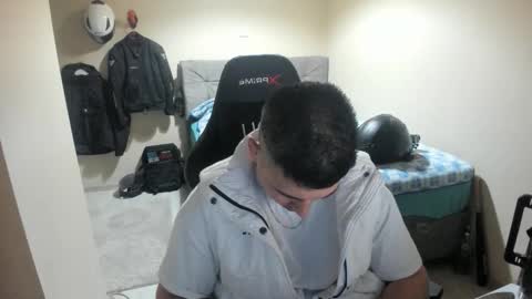 Snapshot of ulxer chatting on May 9, 11:10 pm hi im mike tyson - online show from May 9, 11:10 pm