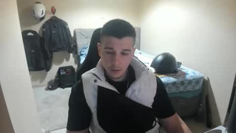 Snapshot of ulxer chatting on May 12, 8:17 pm hi im mike tyson - online show from May 12, 8:17 pm