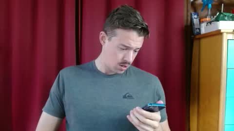 Snapshot of umphreak42 chatting on December 14, 6:45 pm Andrew online show from December 14, 6:45 pm