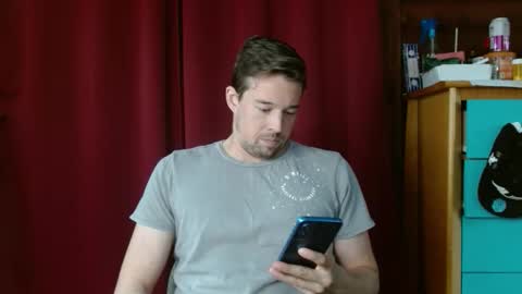 Snapshot of umphreak42 chatting on January 16, 4:33 pm Andrew online show from January 16, 4:33 pm