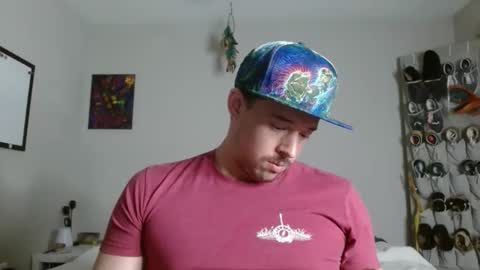 Snapshot of umphreak42 chatting on March 28, 12:43 am Andrew online show from March 28, 12:43 am