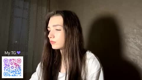 Isobelle lisi online show from January 11, 11:59 am