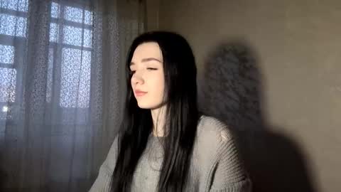 Isobelle lisi online show from January 16, 11:47 am