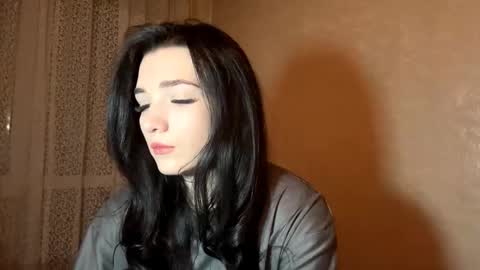 Isobelle lisi online show from February 1, 12:59 pm