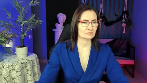 UnaTera online show from October 24, 5:26 am