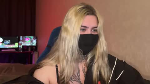 Snapshot of unaxyling chatting on March 6, 8:38 pm unaxyling online show from March 6, 8:38 pm