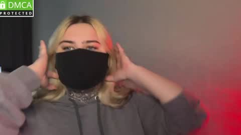 Snapshot of unaxyling chatting on March 29, 9:09 am unaxyling online show from March 29, 9:09 am