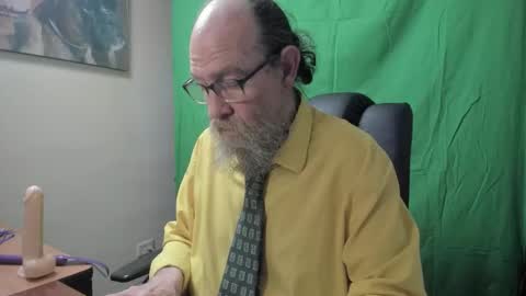 Uncle Hottie online show from March 18, 4:32 pm