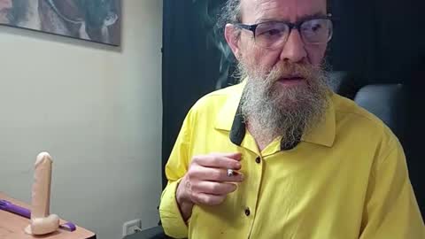 Uncle Hottie online show from March 26, 6:35 pm