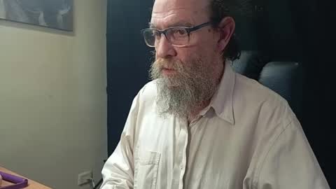 Uncle Hottie online show from April 2, 4:04 pm