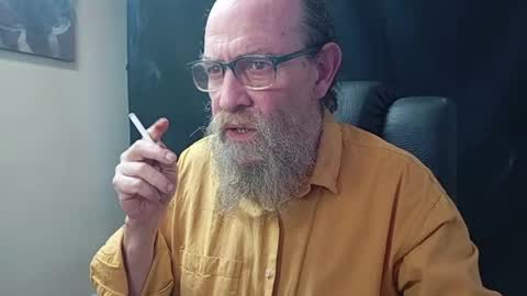 Uncle Hottie online show from April 3, 5:44 pm