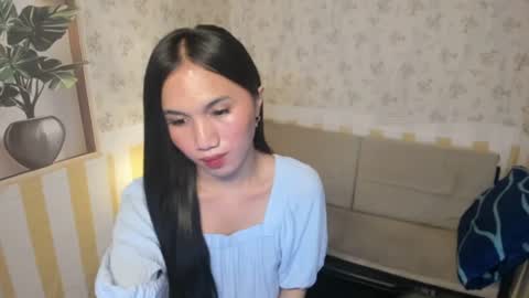 Snapshot of uncut_jelay chatting on April 22, 5:47 pm uncut_jelay online show from April 22, 5:47 pm