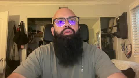 uncutbeard129840 online show from September 26, 1:53 am