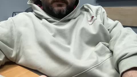 uncutdude321 online show from February 5, 8:41 am