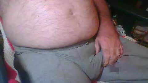 Snapshot of uncutmike7x5 chatting on January 2, 2:00 am uncutmike7x5 online show from January 2, 2:00 am