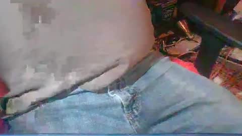 Snapshot of uncutmike7x5 chatting on January 17, 6:44 pm uncutmike7x5 online show from January 17, 6:44 pm