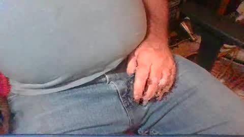 Snapshot of uncutmike7x5 chatting on January 29, 7:32 pm uncutmike7x5 online show from January 29, 7:32 pm