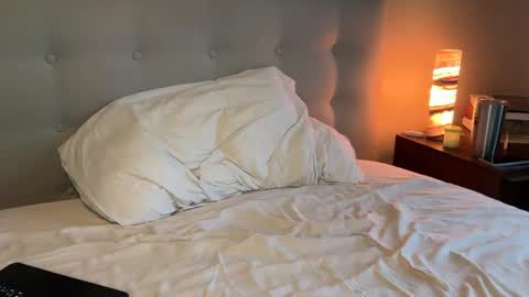 uncutnudist online show from October 25, 2:56 pm