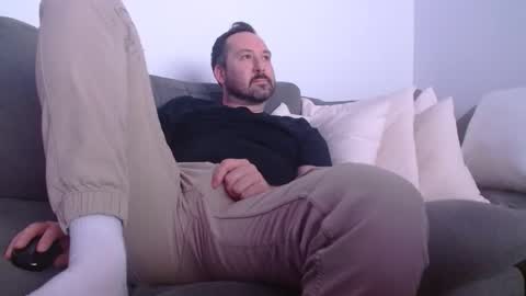 uncutslut69 online show from May 11, 2:17 am
